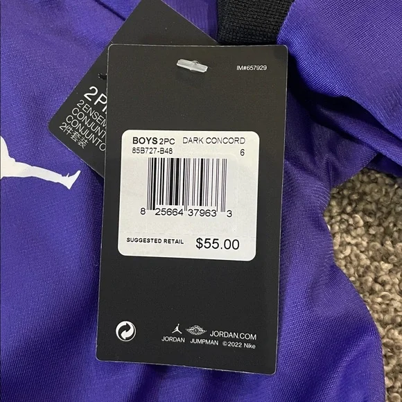 NEW! PURPLE & BLACK JORDAN 2-PIECE ZIP-UP & SWEATPANTS SET. SIZE 6. BOYS. - Picture 11 of 11